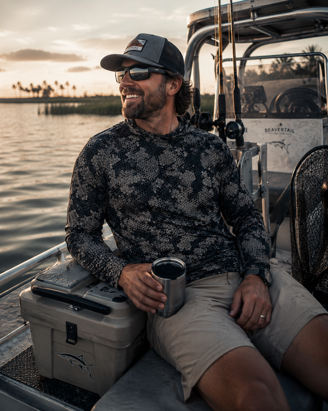 Shadow lifestyle on the water
